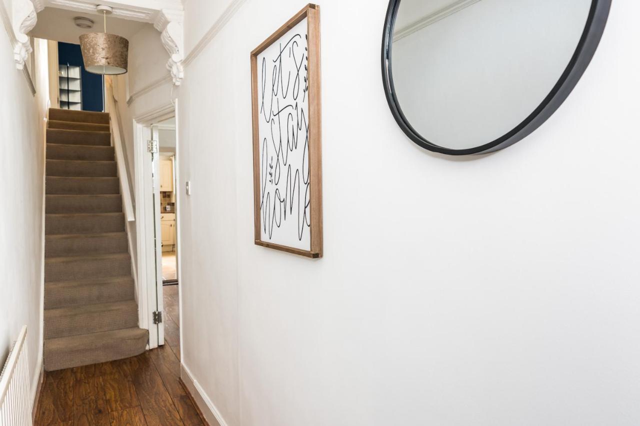 Edridge Lodge Photo Id Required 크로이던 외부 사진