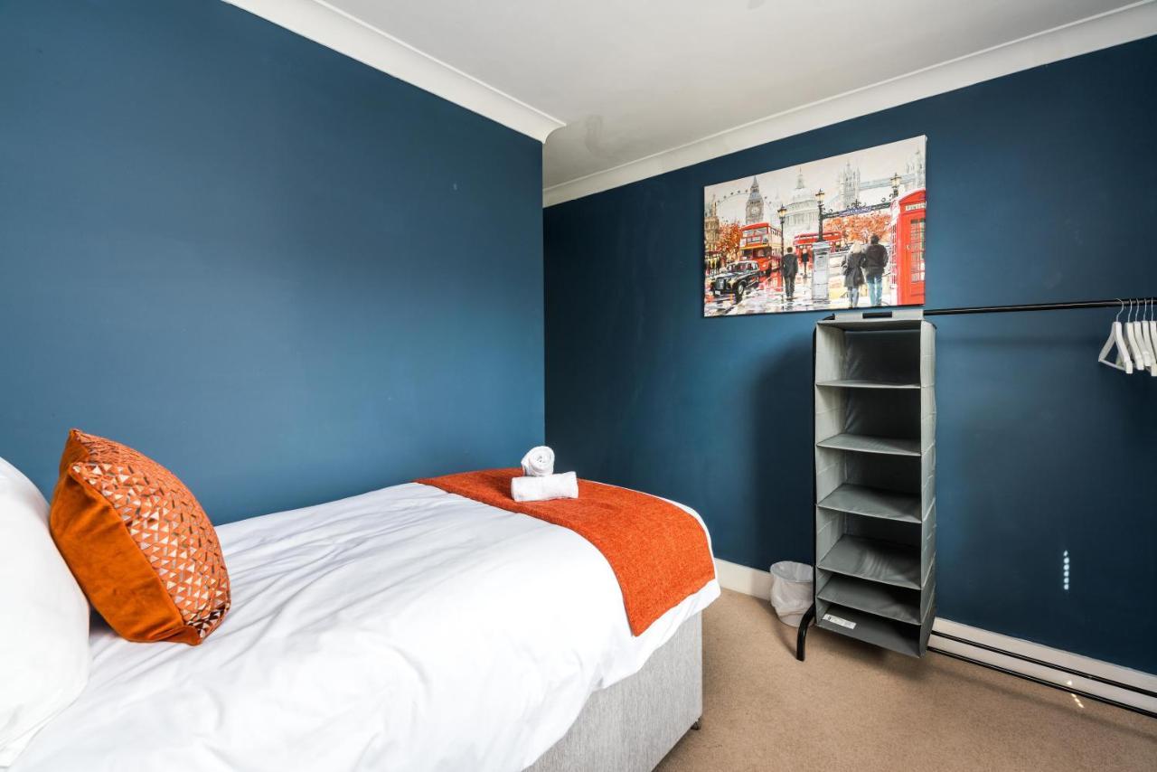 Edridge Lodge Photo Id Required 크로이던 외부 사진