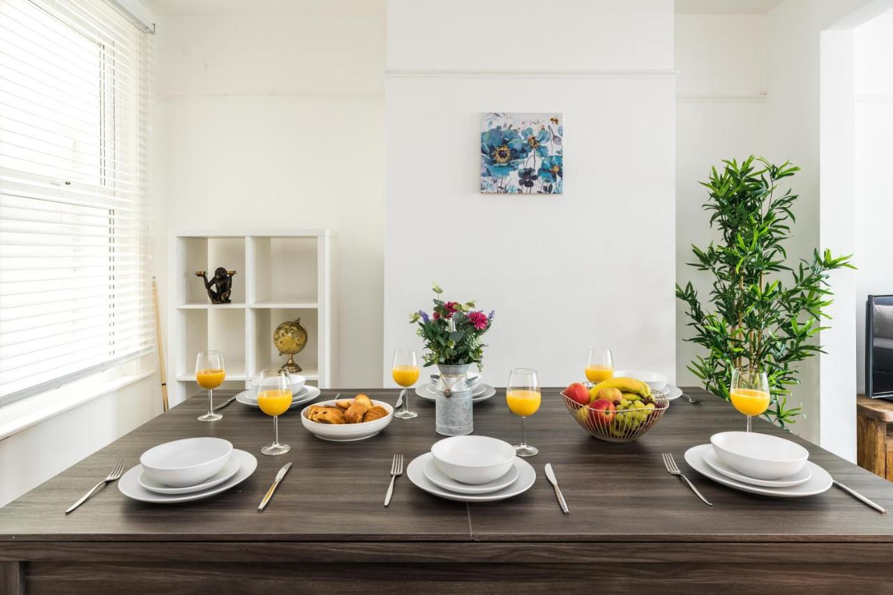 Edridge Lodge Photo Id Required 크로이던 외부 사진