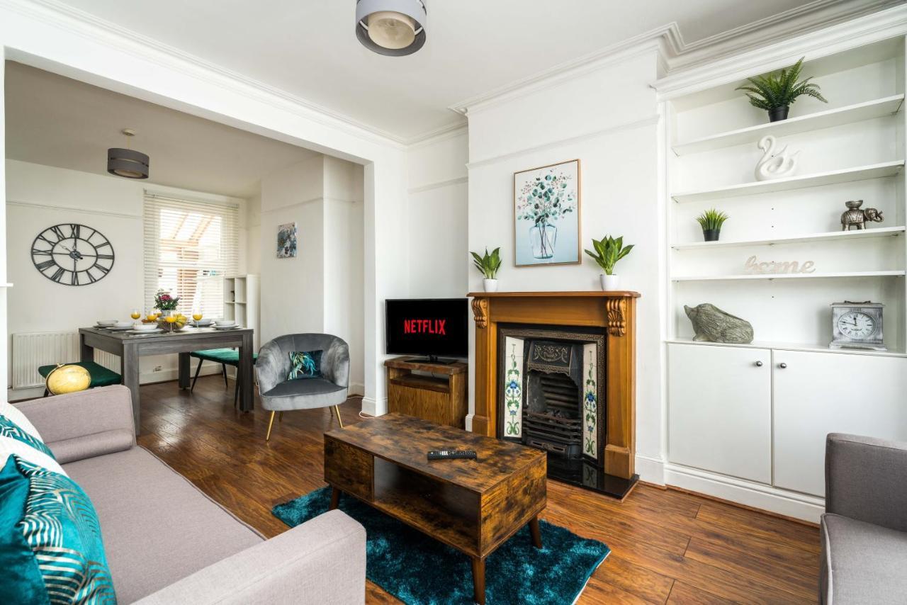 Edridge Lodge Photo Id Required 크로이던 외부 사진