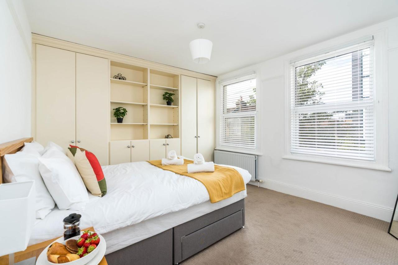 Edridge Lodge Photo Id Required 크로이던 외부 사진